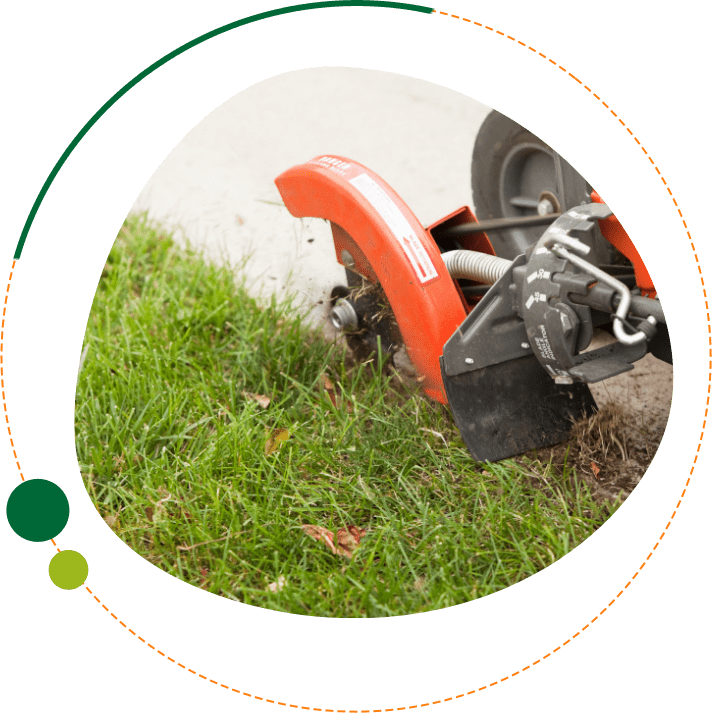 FL Landscape Co-Lawn Care Edging lawn maintenance services